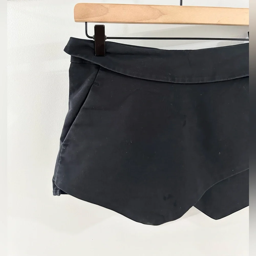 Talula Berklee Envelope Black Skort Size 0 - Picture 4 of 7